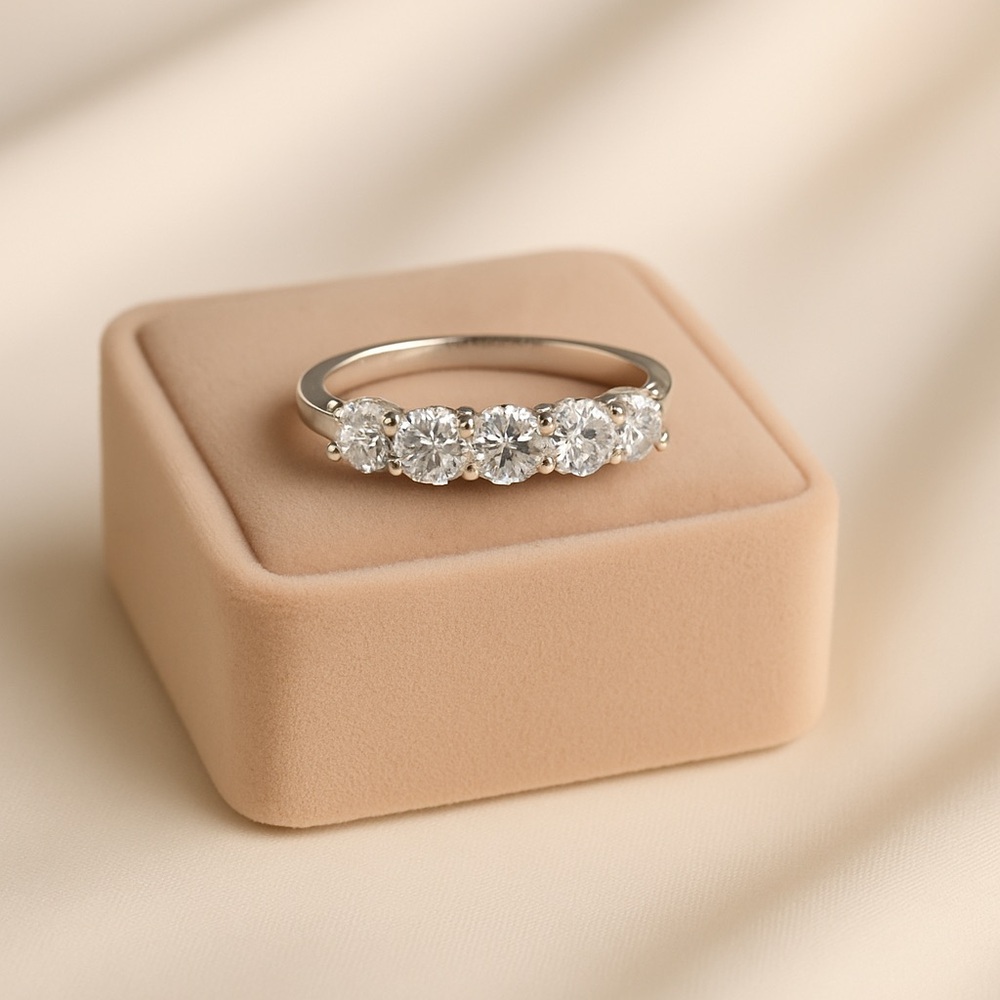 1.25ctw Moissanite 5 Stone Ring D/VVS1 925 Silver Anniversary Band